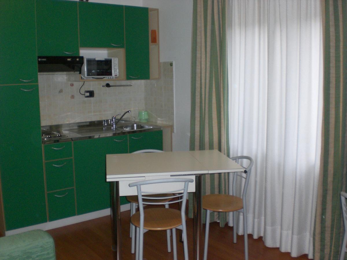 Orchidea Residence Hotel Finale Ligure Exterior photo